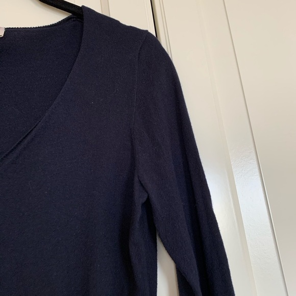 J. Crew Navy Blue V-neck Sweater XXS - Picture 3 of 5